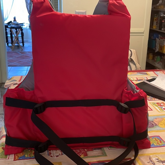 Life Vests Flotation Devices Boat Water Skiing Fishing Water Sports - Picture 4 of 15